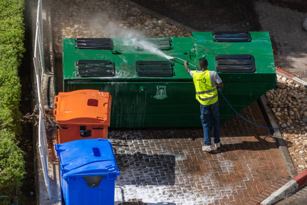 Best Commercial Building Pressure Washing  in Mccom, OH
